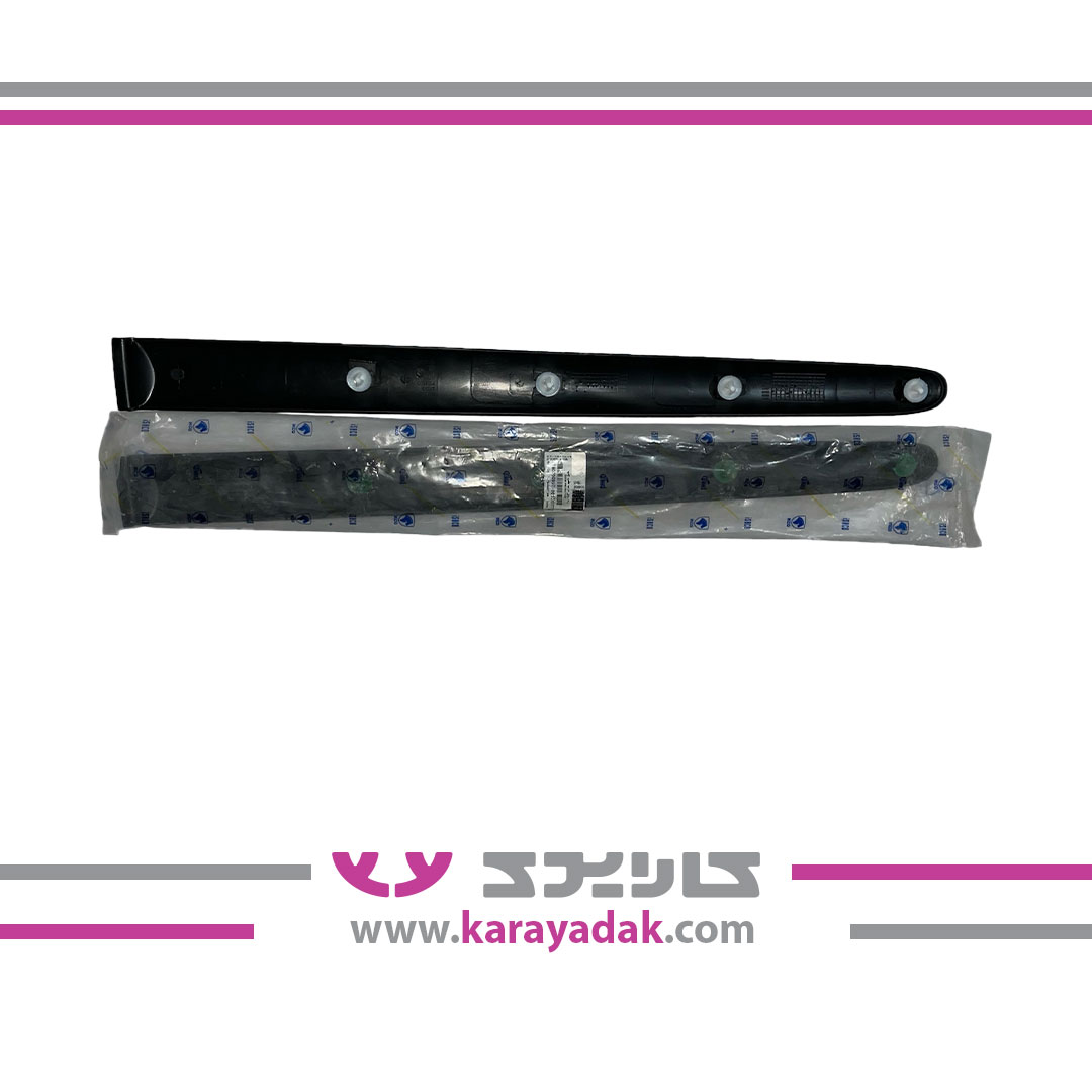 زه روی درب عقب چپ پژو 206 ایساکو 